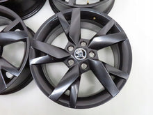 Load image into Gallery viewer, 4x Alufelge 17 Zoll 6.5" 5x112 46ET Glanz Silber 5E3601025 Skoda Octavia Iv FEL5171151835br