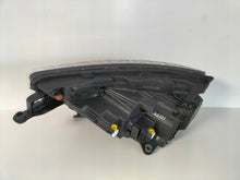 Laden Sie das Bild in den Galerie-Viewer, Frontscheinwerfer Skoda Kamiq 658941016 Rechts Scheinwerfer Headlight SCH9217296228ls
