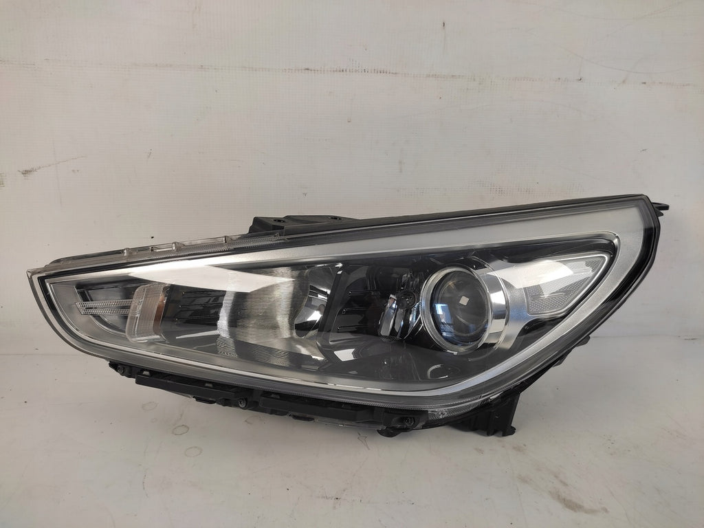 Frontscheinwerfer Hyundai I30 III 92101-G4020 Ein Stück (Rechts oder Links)