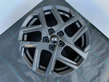 Laden Sie das Bild in den Galerie-Viewer, 1x Alufelge 17 Zoll 7.0&quot; 5x114.3 50ET BE400ADE07GR Hyundai Kona Rim Wheel