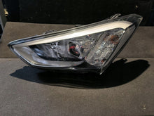 Laden Sie das Bild in den Galerie-Viewer, Frontscheinwerfer Hyundai Santa III 2W92L-DM009 LED Rechts oder Links