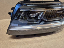 Laden Sie das Bild in den Galerie-Viewer, Frontscheinwerfer VW Tiguan 5NB941035B 030110123100 Full LED Rechts oder Links