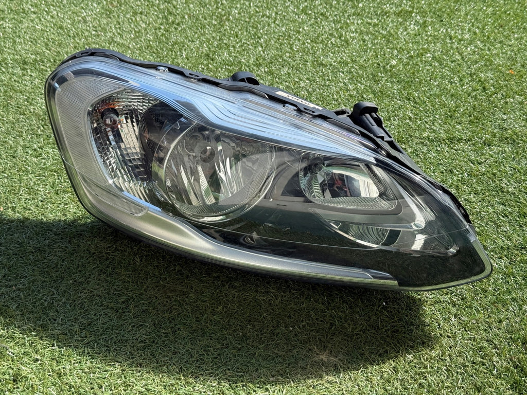 Frontscheinwerfer Volvo Xc60 I 31420266 Rechts Scheinwerfer Headlight SCH8257557150li