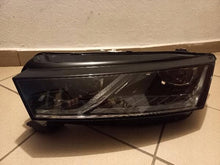Laden Sie das Bild in den Galerie-Viewer, Frontscheinwerfer Skoda Octavia IV 5E4941015A LED Links Scheinwerfer Headlight SCH8173835214dg