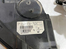 Laden Sie das Bild in den Galerie-Viewer, Frontscheinwerfer BMW 5 F07 1EL010130-5 Xenon Ein Satz Scheinwerfer Headlight SCH5914204138ss