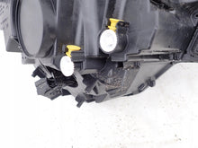 Laden Sie das Bild in den Galerie-Viewer, Frontscheinwerfer Skoda Karoq 57B941015D Full LED Links Scheinwerfer Headlight SCH3931379481tv