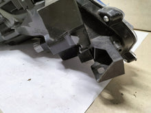 Laden Sie das Bild in den Galerie-Viewer, Frontscheinwerfer Toyota Corolla 81150-02T31-00 Links Scheinwerfer Headlight SCH4749441575xf