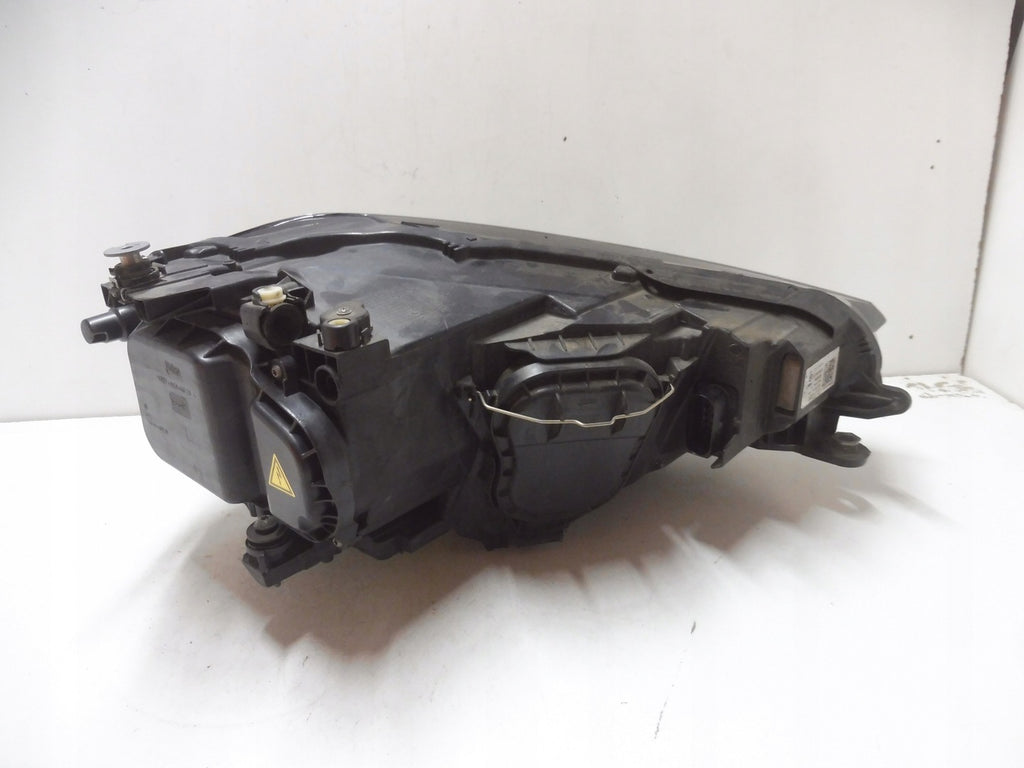 Frontscheinwerfer VW 517941033B Xenon Ein Stück (Rechts oder Links) Headlight SCH4904001617em