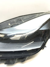 Load image into Gallery viewer, Frontscheinwerfer Tesla Model 3 1514952-00-C LED Links Scheinwerfer Headlight