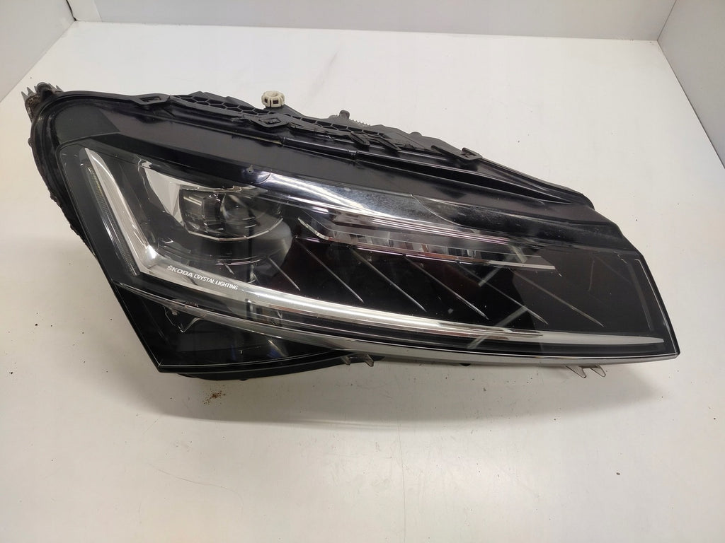 Frontscheinwerfer Skoda Superb III 3V1941016D Full LED Rechts Headlight