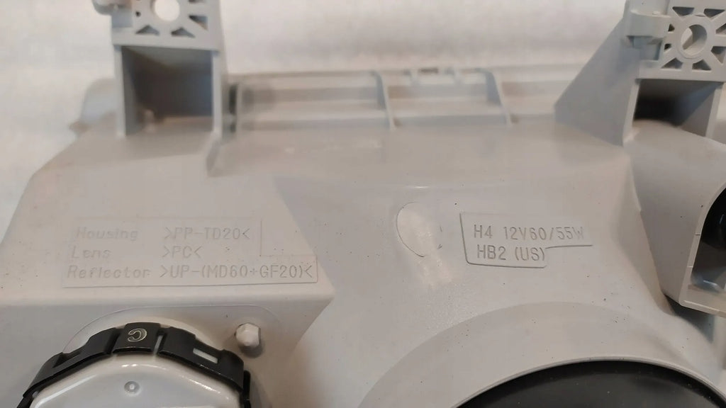 Frontscheinwerfer Mitsubishi 9922680008 Rechts Scheinwerfer Headlight