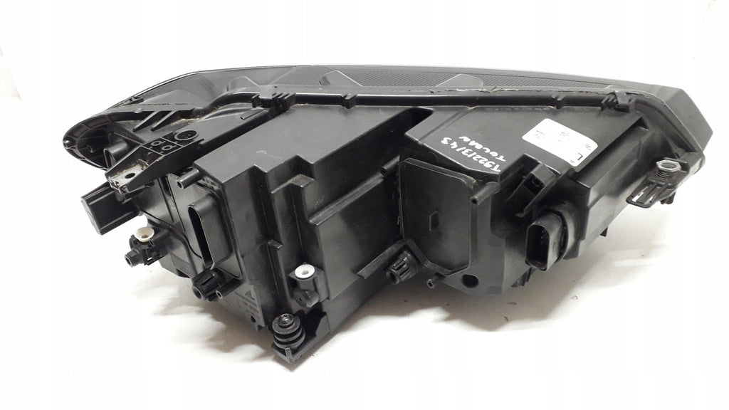 Frontscheinwerfer VW Touran 5TB941035B LED Ein Stück (Rechts oder Links)