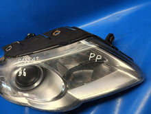 Laden Sie das Bild in den Galerie-Viewer, Frontscheinwerfer VW Passat 3C0941066AB Rechts Scheinwerfer Headlight