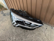 Laden Sie das Bild in den Galerie-Viewer, Frontscheinwerfer Audi Q3 83A941034 LED Rechts Scheinwerfer Headlight SCH2890264447ve