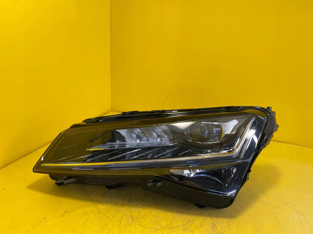Frontscheinwerfer Skoda Superb LED Links Scheinwerfer Headlight SCH4137383657bi