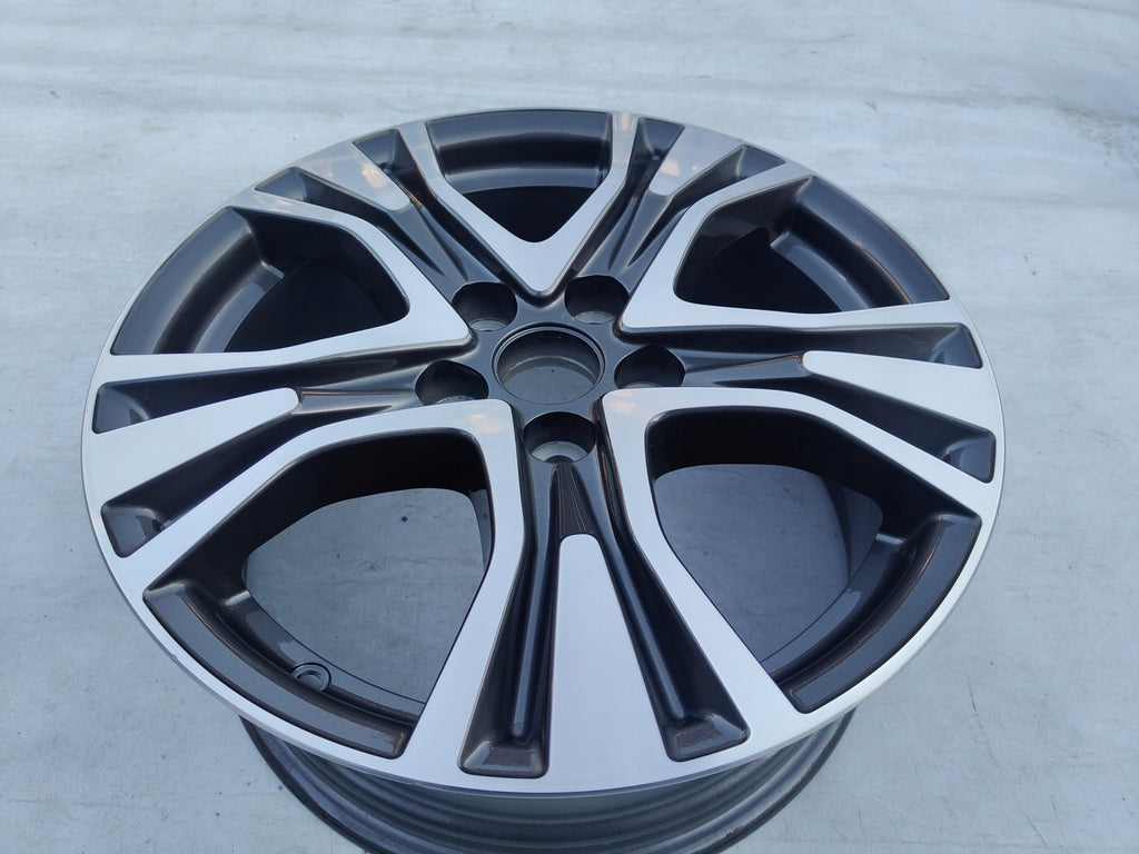 1x Alufelge 17 Zoll 7.0" 5x114.3 39ET PZ49M-X0670-Z Toyota Rav 4 Rim Wheel