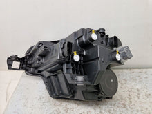 Laden Sie das Bild in den Galerie-Viewer, Frontscheinwerfer Skoda Karoq 57B941010 LED Rechts Scheinwerfer Headlight SCH4933359638zq