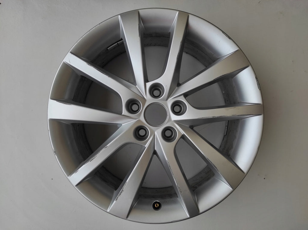 1x Alufelge 18 Zoll 7.0" 5x112 43ET Matt Silber 565601025D Skoda Kodiaq