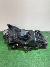 Laden Sie das Bild in den Galerie-Viewer, Frontscheinwerfer Mercedes-Benz Gla A1569066900 LED Links Scheinwerfer Headlight SCH2644554485zi