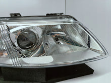 Laden Sie das Bild in den Galerie-Viewer, Frontscheinwerfer Saab 9-3 93 1LL008380-44 155818-00 Xenon Rechts oder Links