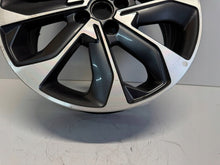 Laden Sie das Bild in den Galerie-Viewer, 1x Alufelge 17 Zoll 52910-H8500 Kia Rio Iv Rim Wheel FEL6787866270sc