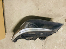 Laden Sie das Bild in den Galerie-Viewer, Frontscheinwerfer BMW E60 E61 7160150 Links Scheinwerfer Headlight SCH4866697470rk
