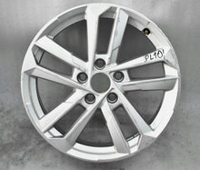 Load image into Gallery viewer, 1x Alufelge 17 Zoll 6.5&quot; 5x112 43ET Glanz Silber 8Y0601025L Audi A3 Rim Wheel