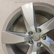 Load image into Gallery viewer, 1x Alufelge 17 Zoll 6.5" 5x112 39ET 2GM601025A VW T-Cross Rim Wheel FEL8174270784ji