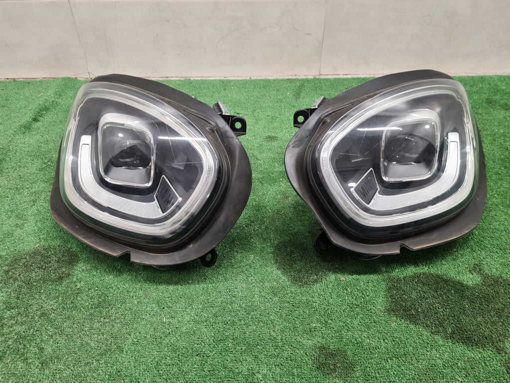 Frontscheinwerfer Mini F60 9881590 9881589 Ein Stück (Rechts oder Links) SCH6731402661ss