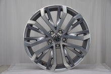 Laden Sie das Bild in den Galerie-Viewer, 4x Alufelge 18 Zoll 7.0&quot; 5x112 45ET Glanz Grau 2GA601025 Mg Rim Wheel