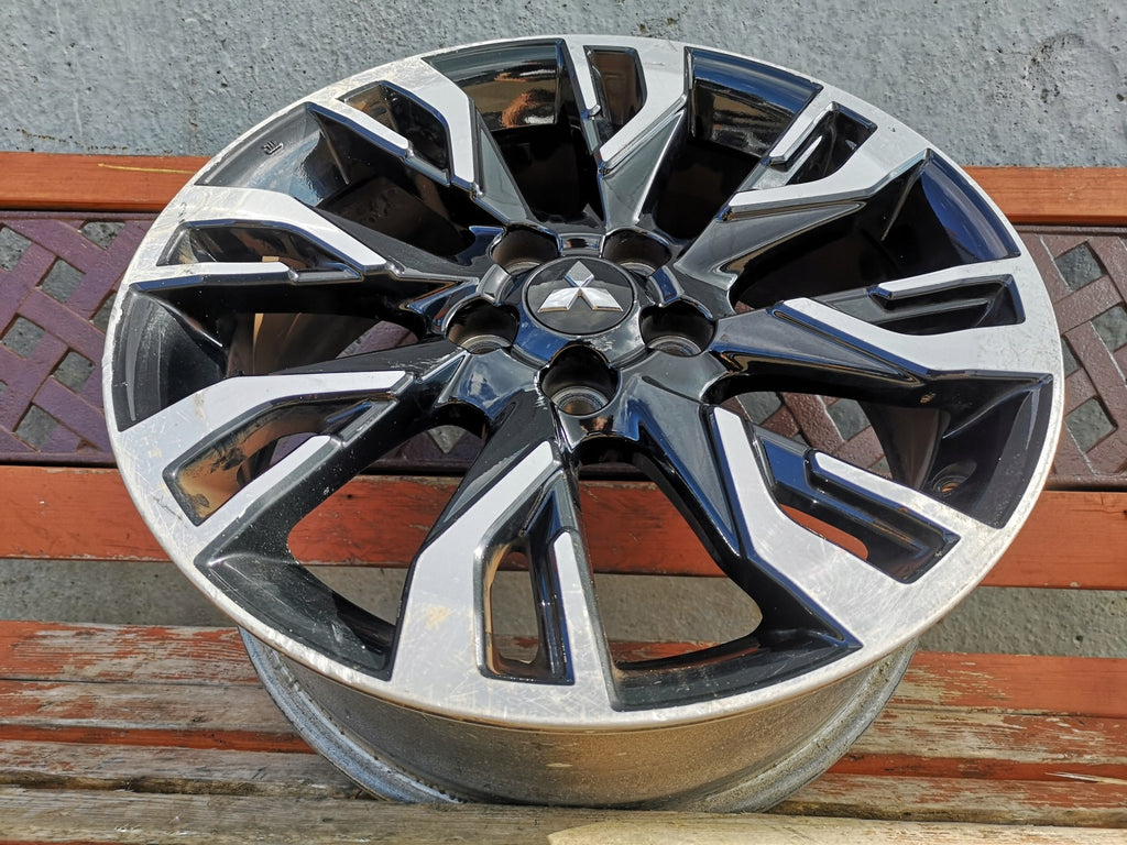 1x Alufelge 18 Zoll 7.0" 5x114.3 38ET Mitsubishi Outlander Eclipse Cross
