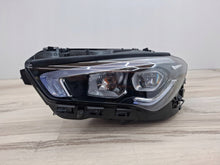 Laden Sie das Bild in den Galerie-Viewer, Frontscheinwerfer Mercedes-Benz Cla C118 A1189068200 Links Headlight SCH2484658049cl