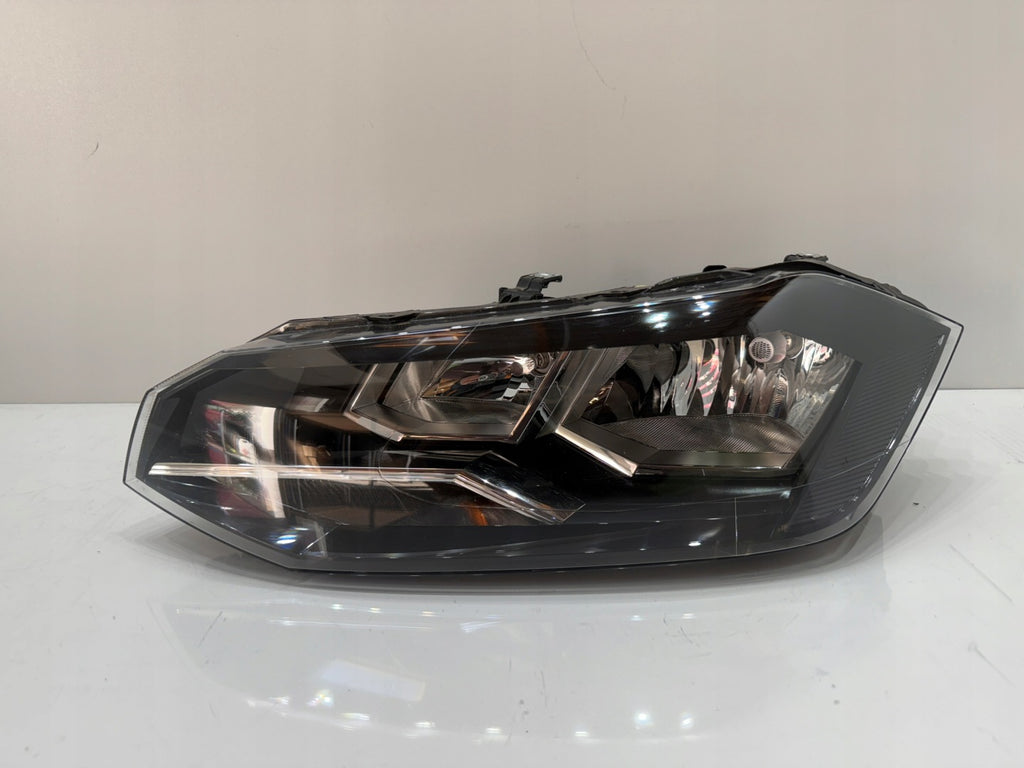 Frontscheinwerfer VW Polo 2G1941005 Links Scheinwerfer Headlight SCH4522718384gt