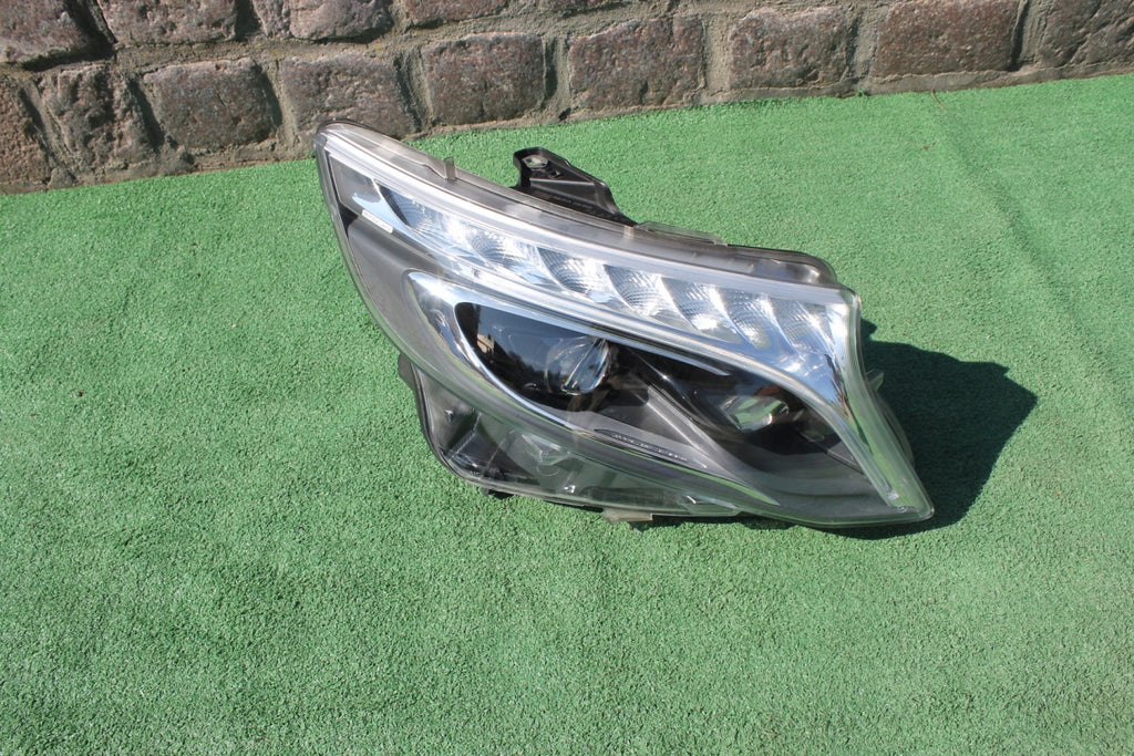 Frontscheinwerfer Mercedes-Benz Vito A4479069800 LED Rechts Headlight SCH3537225699ma