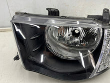 Laden Sie das Bild in den Galerie-Viewer, Frontscheinwerfer Mitsubishi L200 8301B461 Links Scheinwerfer Headlight SCH6306445015ws