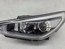 Laden Sie das Bild in den Galerie-Viewer, Frontscheinwerfer Hyundai I30 III G4921-21030 Links Scheinwerfer Headlight SCH9579578709hl