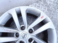 Laden Sie das Bild in den Galerie-Viewer, 1x Alufelge 17 Zoll Nissan Juke F15 Rim Wheel FEL2082491513co