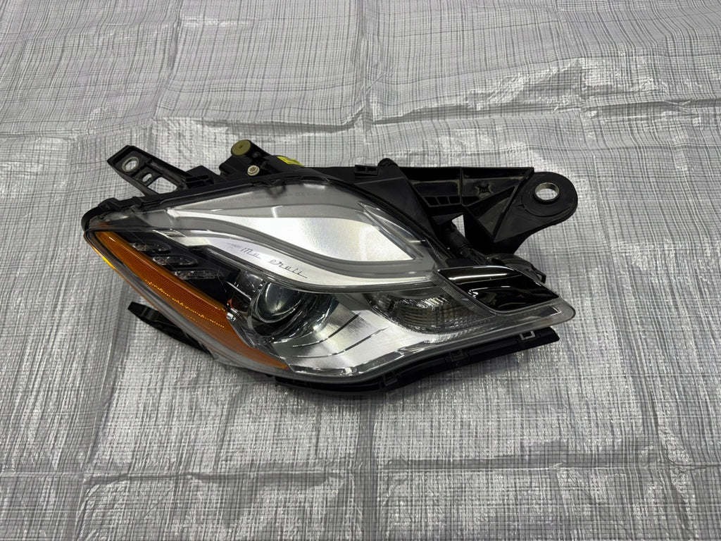 Frontscheinwerfer Maserati Quattroporte I 670001624 Rechts Headlight SCH1076373135es