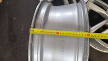 Laden Sie das Bild in den Galerie-Viewer, 1x Alufelge 18 Zoll 7.0" 5x112 45ET 81A601025G Audi Q3 Rim Wheel FEL6117759294zq