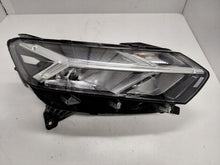 Laden Sie das Bild in den Galerie-Viewer, Frontscheinwerfer Dacia Sandero III Logan Jogger 260102586 Rechts Headlight SCH7021204210ia