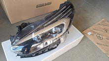 Laden Sie das Bild in den Galerie-Viewer, Frontscheinwerfer Ford S-Max 90076253 Full LED Links Scheinwerfer Headlight SCH2744778241yl