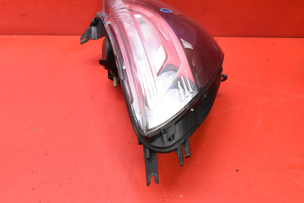 Frontscheinwerfer Renault Clio I 260102104R Rechts Scheinwerfer Headlight SCH6887697294qt