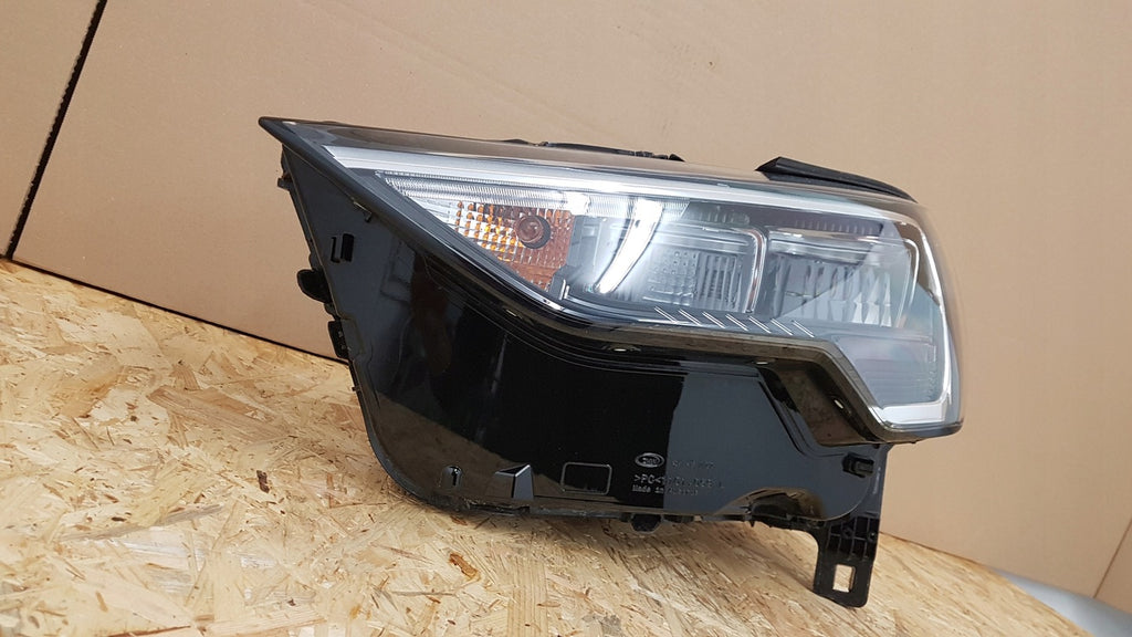 Frontscheinwerfer Audi Q3 83A941011 Full LED Links Scheinwerfer Headlight