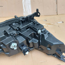 Laden Sie das Bild in den Galerie-Viewer, Frontscheinwerfer Honda Hr-V Full LED Links Scheinwerfer Headlight