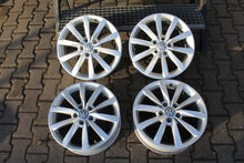 Laden Sie das Bild in den Galerie-Viewer, 4x Alufelge 17 Zoll 6.0" 5x112 48ET Glanz Silber 5G0601025K VW T-Roc Rim Wheel FEL8036820488ka
