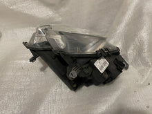 Load image into Gallery viewer, Frontscheinwerfer Mini R56 162705-03 Xenon Rechts Scheinwerfer Headlight SCH8871724479vn