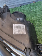 Laden Sie das Bild in den Galerie-Viewer, Frontscheinwerfer Mercedes-Benz W204 A2048208461 Links Scheinwerfer Headlight SCH4617907288lw