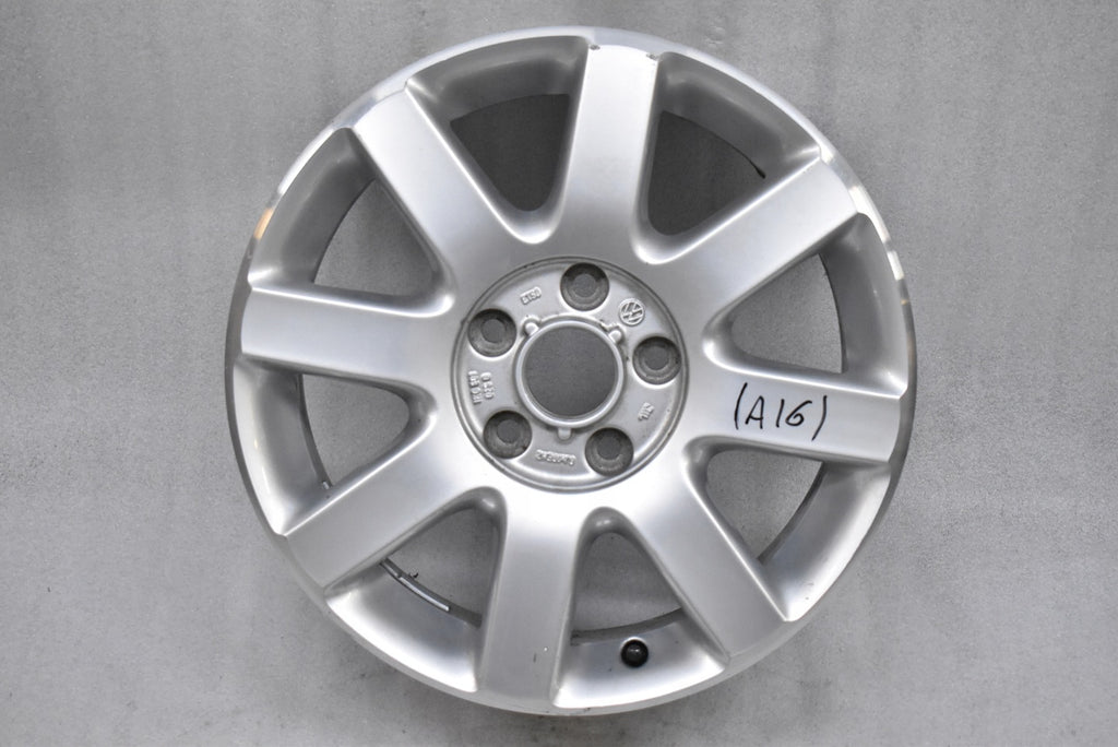 1x Alufelge 16 Zoll 6.0" 5x112 50ET Glanz Silber 1K0601025Q VW Golf Rim Wheel