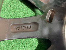 Load image into Gallery viewer, 1x Alufelge 16 Zoll 6.0" 5x100 50ET PW457-0D004 Toyota Yaris Rim Wheel FEL2914625472cp
