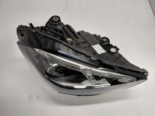 Laden Sie das Bild in den Galerie-Viewer, Frontscheinwerfer Mercedes-Benz W206 A2059065404 Rechts Scheinwerfer Headlight SCH8448867199xh